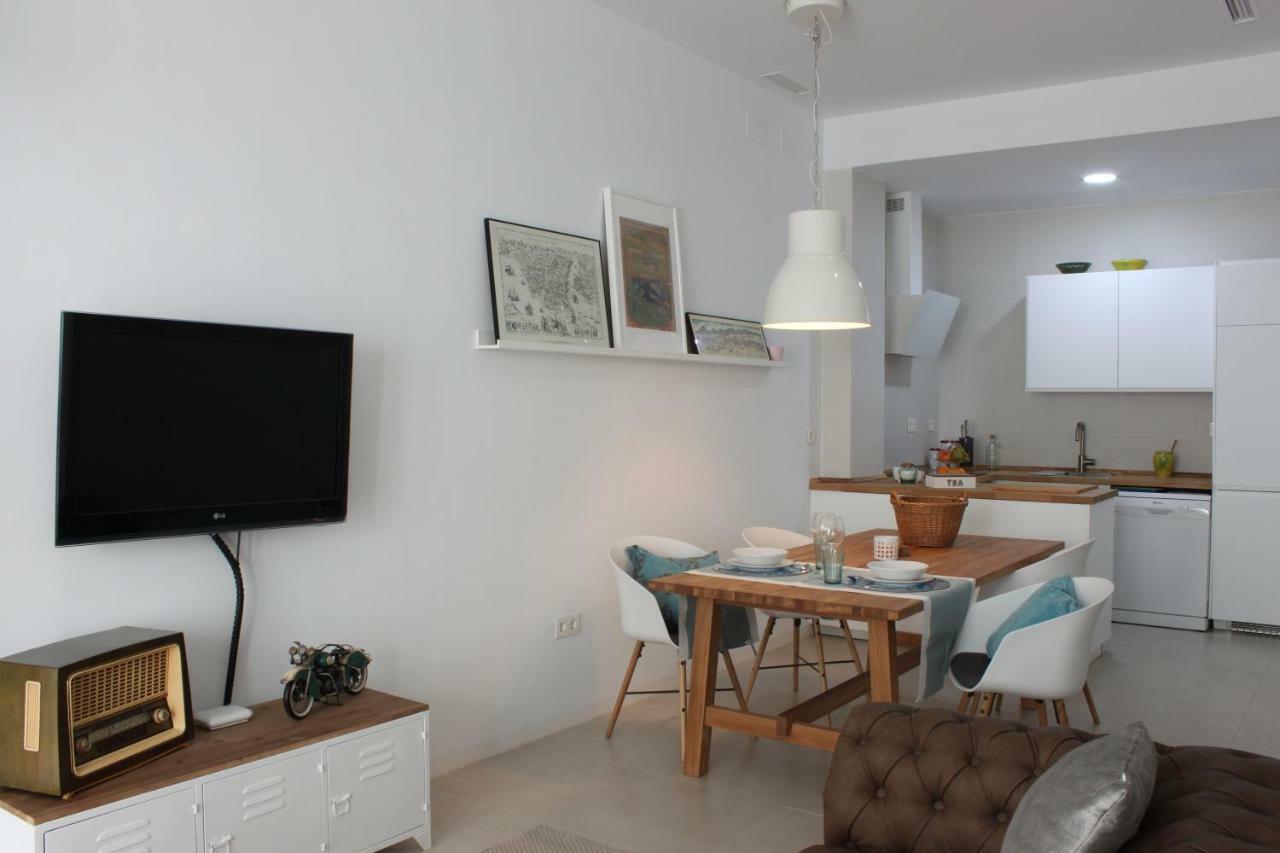 Vivienda Con Parking En El Centro De Cartagena. Villa Exterior photo